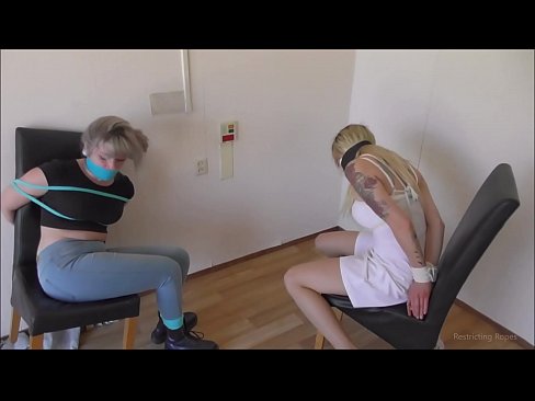❤️ Addicció / lligada i amordassada / damisela en angoixa Porno vk a nosaltres ❤